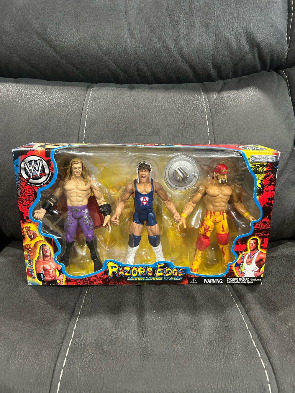 WWE Razor’s edge 3 pack box set! Hulk Hogan, Edge & Kurt Angle! Jakks Pacific!